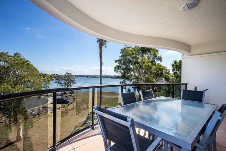 3bed-penthouse-mooloolaba-holiday-accommodation-3